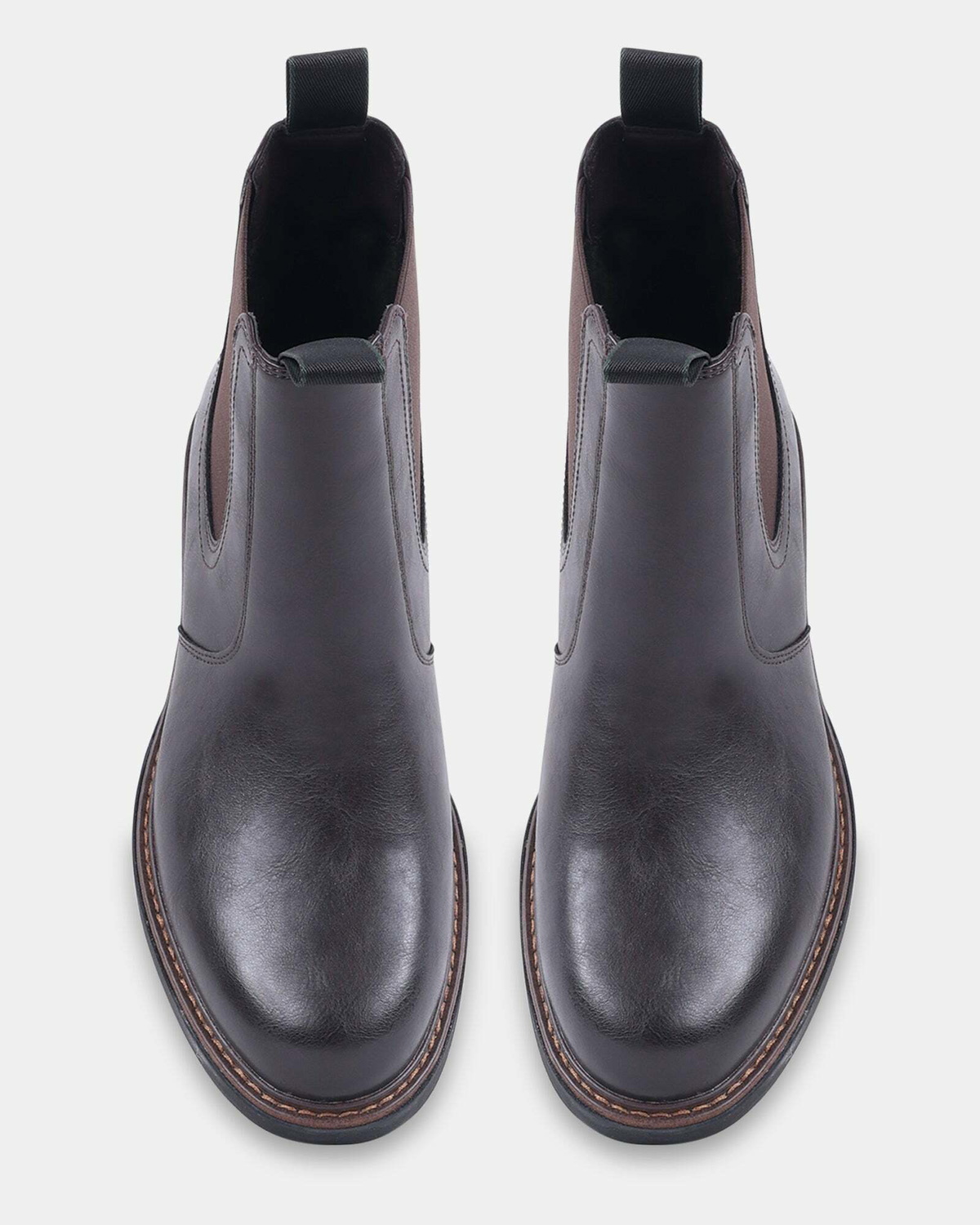 Steve Madden Ferriss Boots in Brown