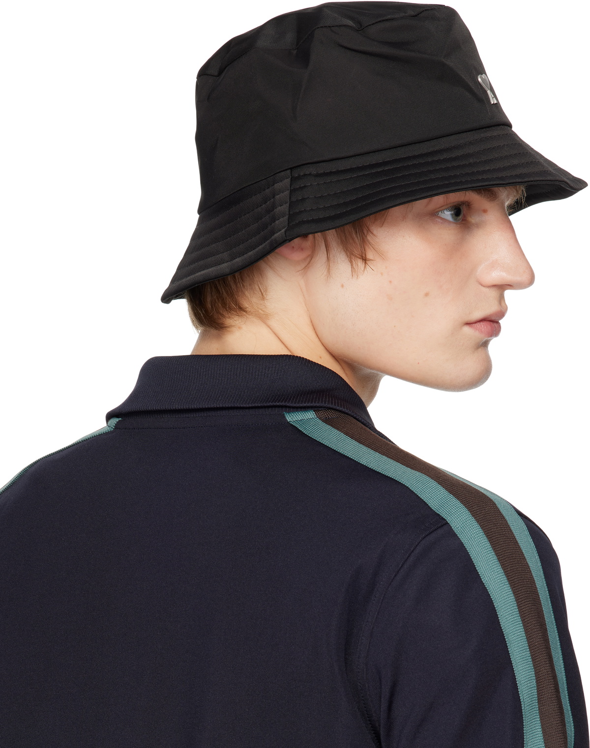 ami AMI DE COEUR スタッズ バケットハット AMI Paris Black Ami de Coeur Stud Bucket Hat AMI
