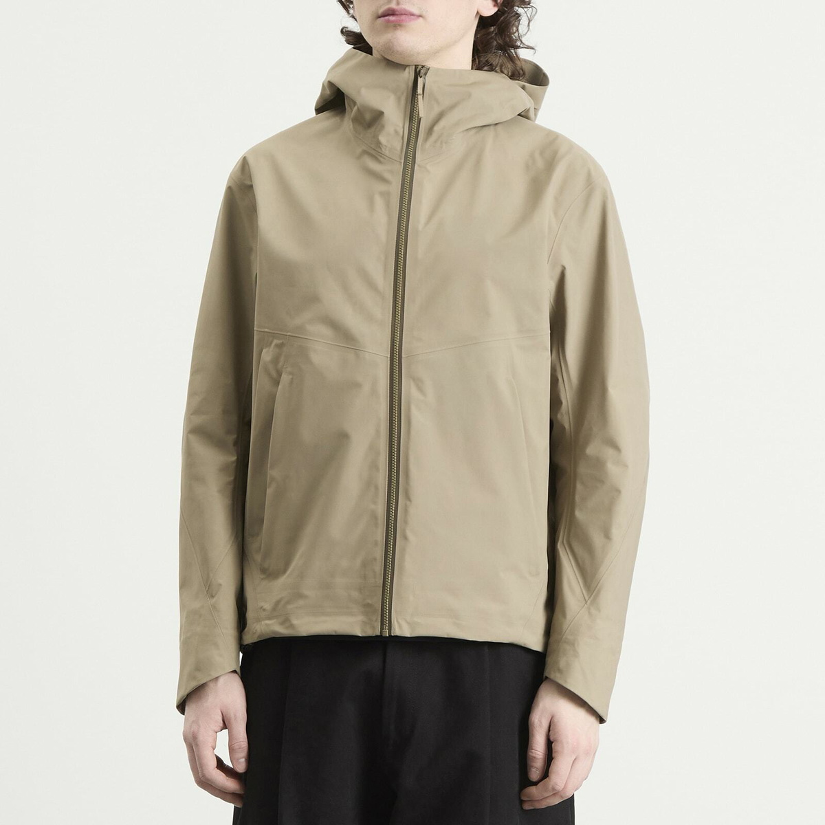 Arc'teryx Veilance Men's Arris Gore-Tex Shell Jacket in Light Gnosis