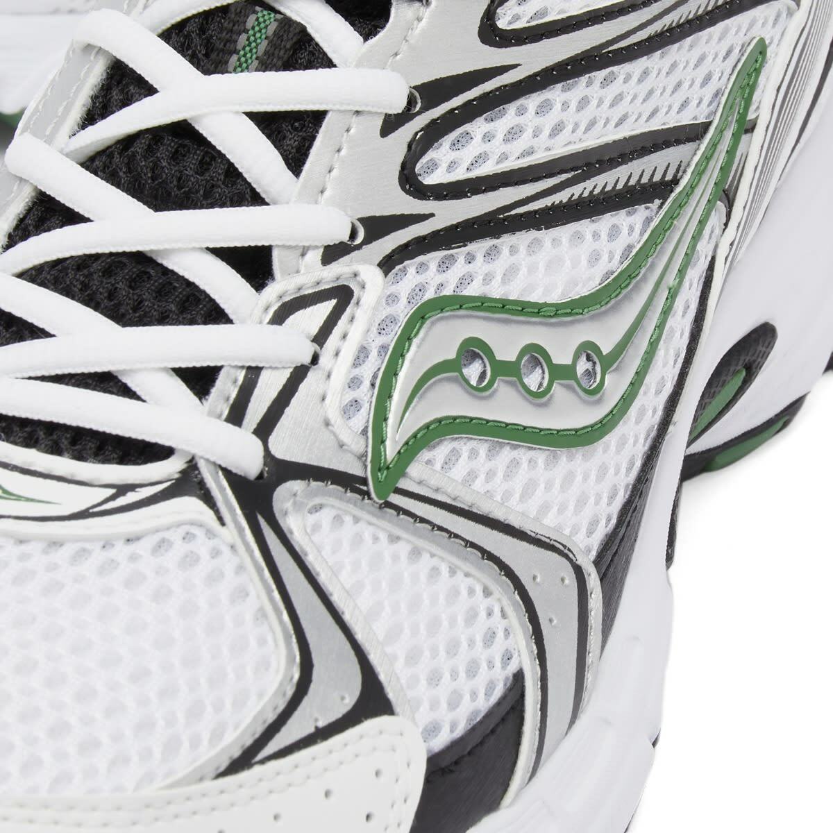 Saucony Ride Millennium in White/Green