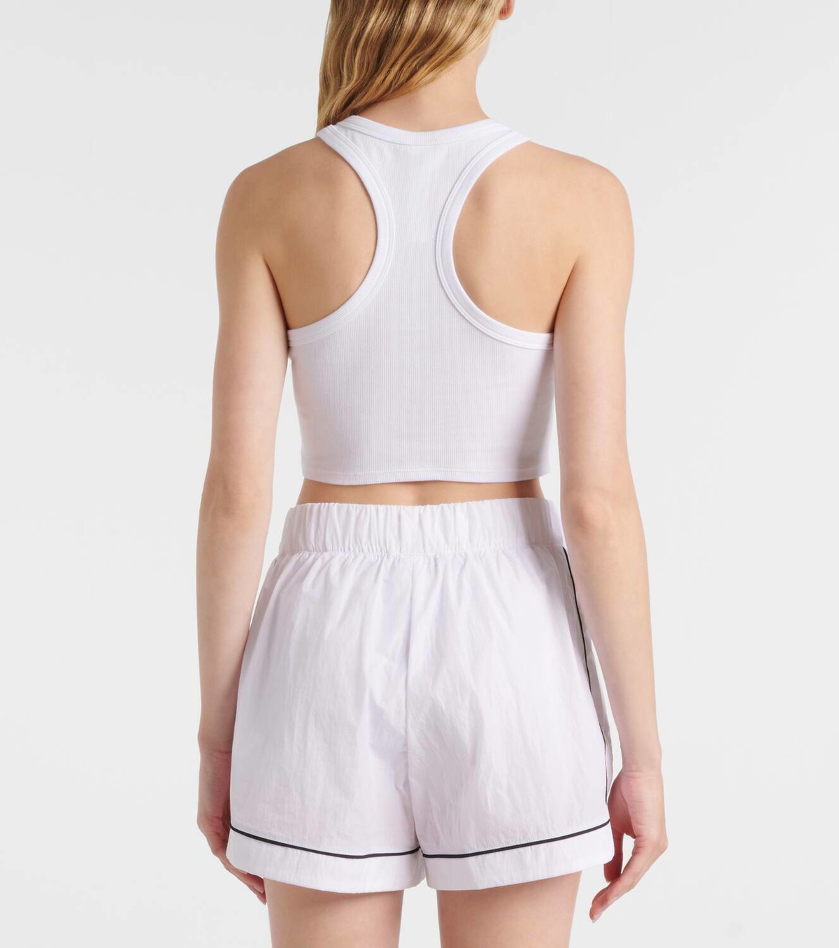 Alo Yoga Motivate logo shorts