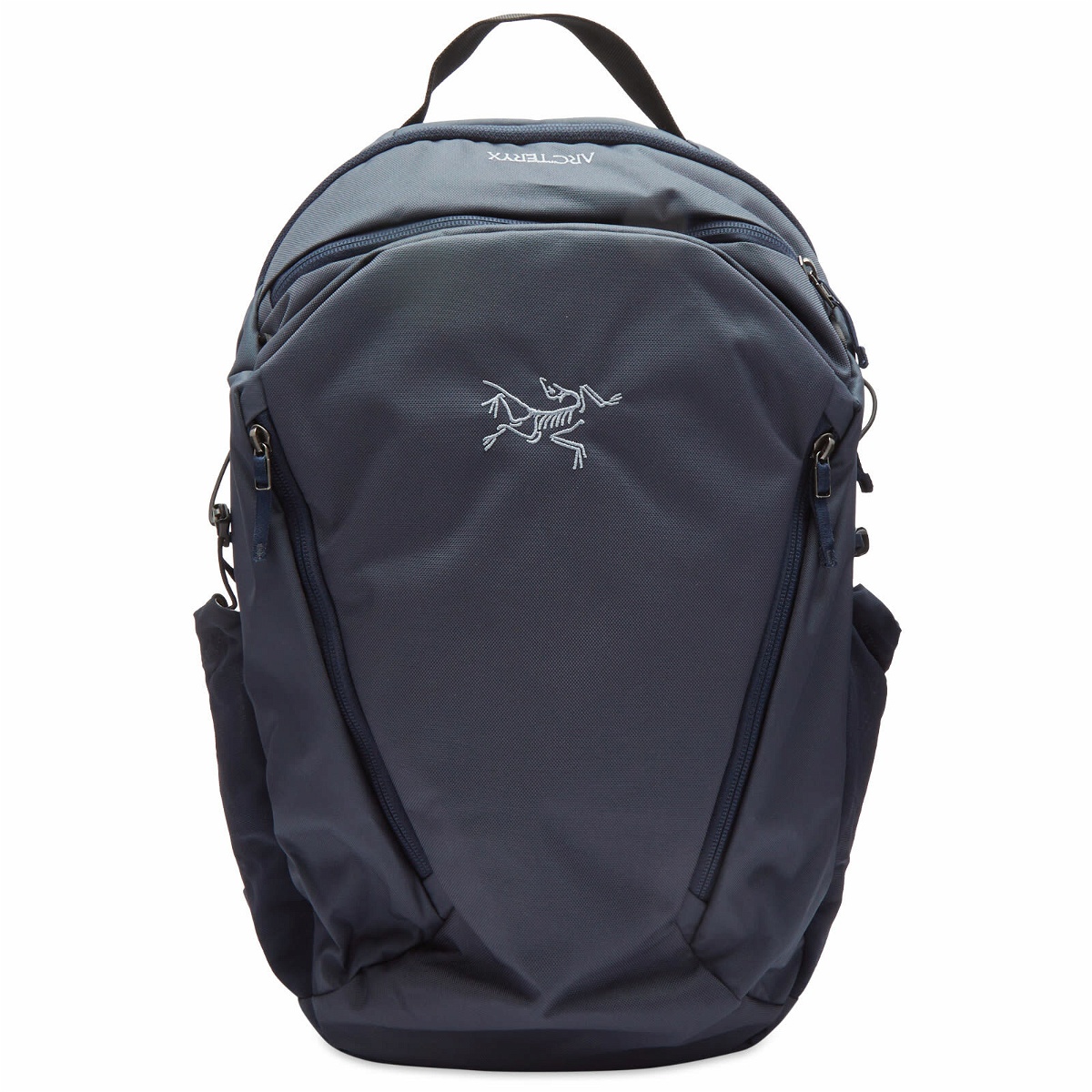Arc'teryx Men's Mantis 26 Backpack in Black Sapphire