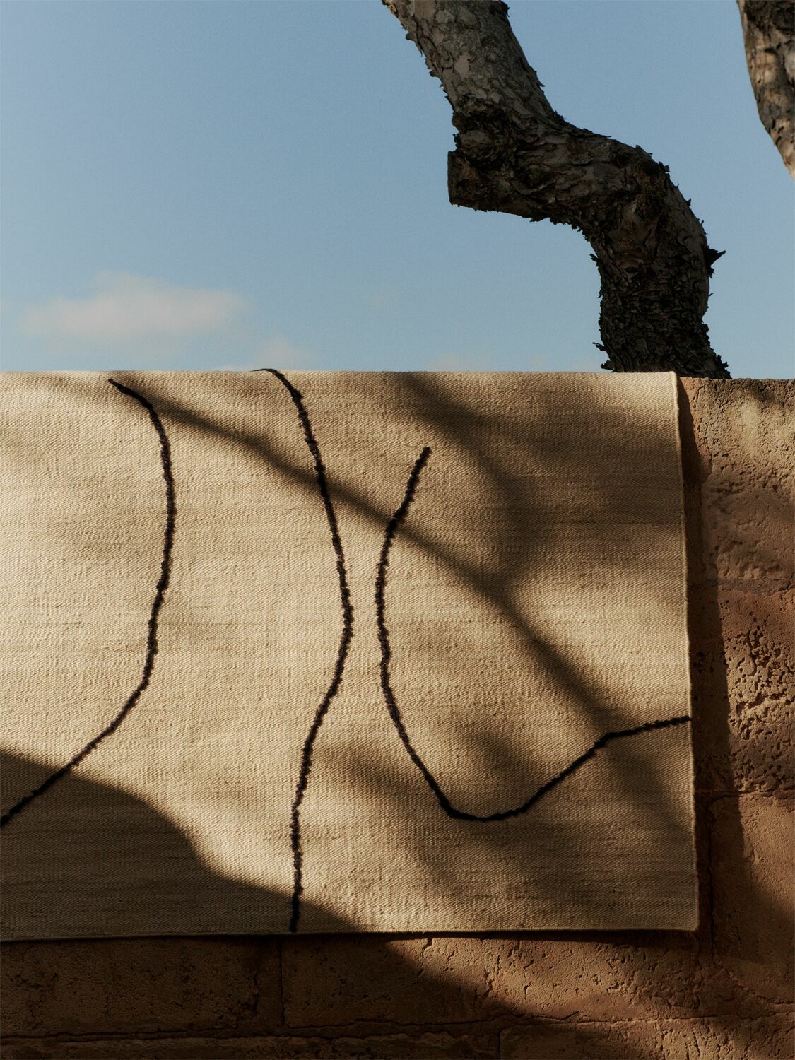 FERM LIVING Gesso Handwoven Hand-spun Jute Rug