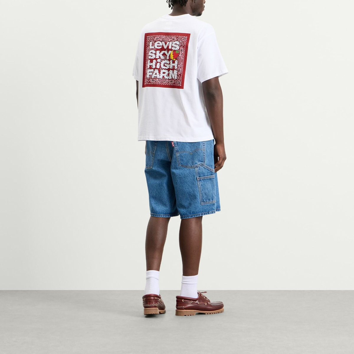 Levi's Men's x Sky High Farm Universe Pocket T-Shirt in Cloud