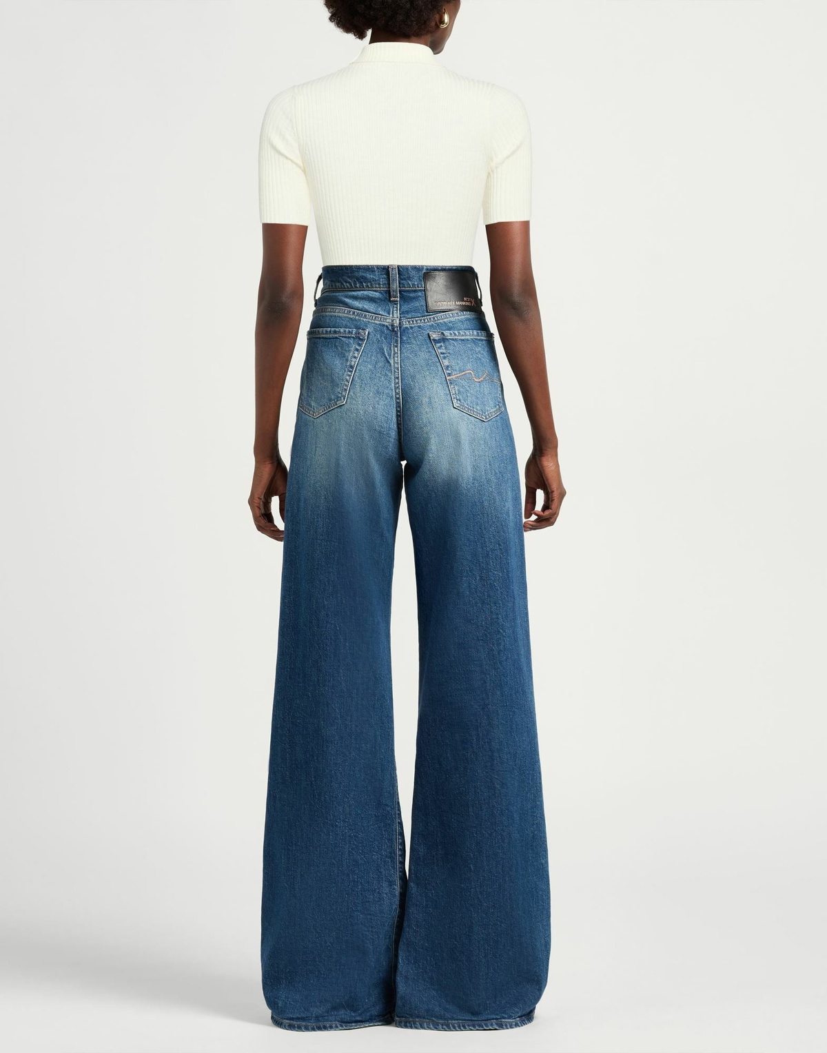 Manila Grace Womens Turtleneck in Off white