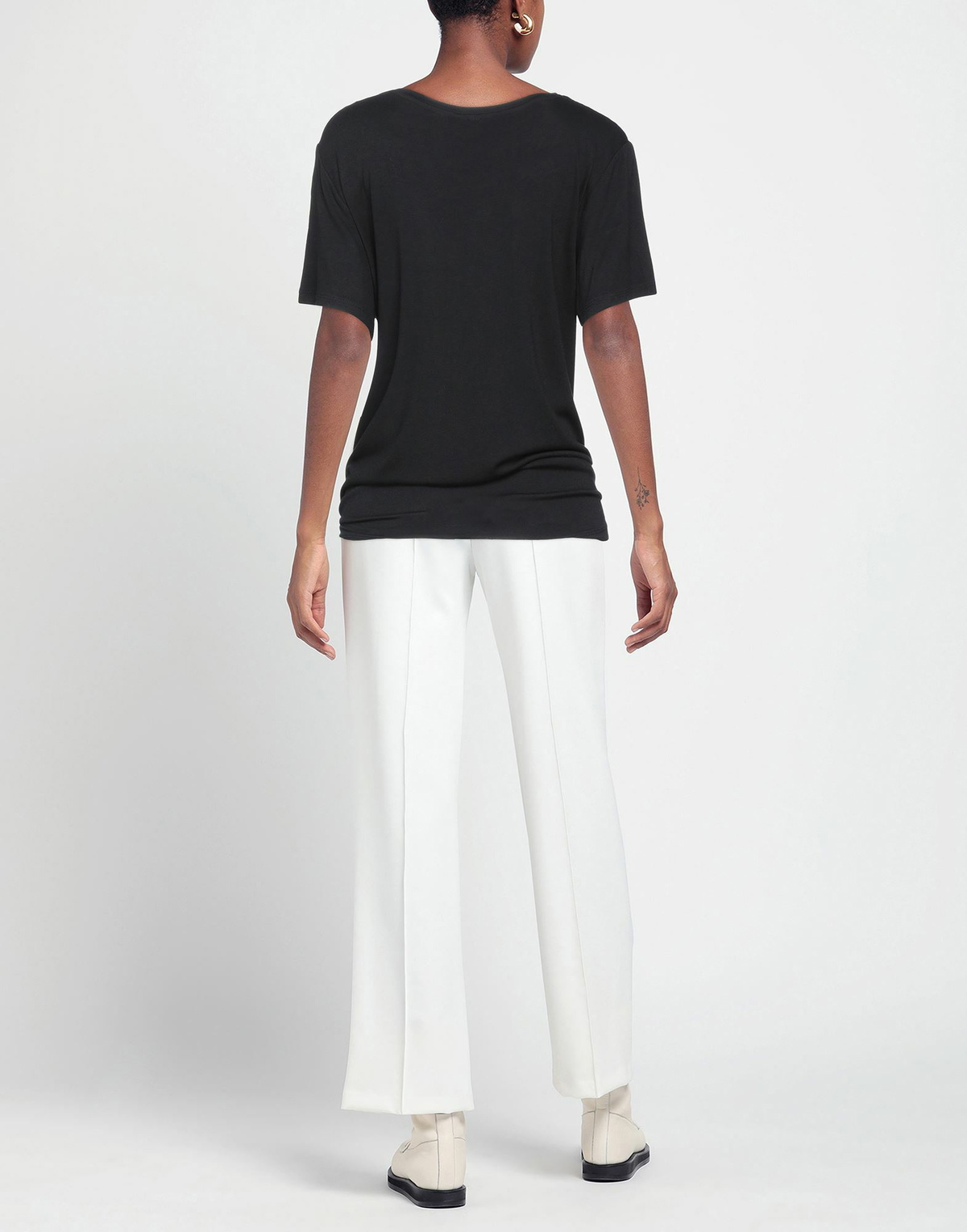 Pieces Womens T-shirt in Black
