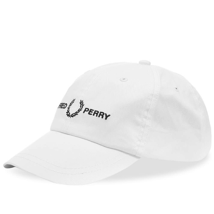 Photo: Fred Perry Authentic Embroidered Logo Cap