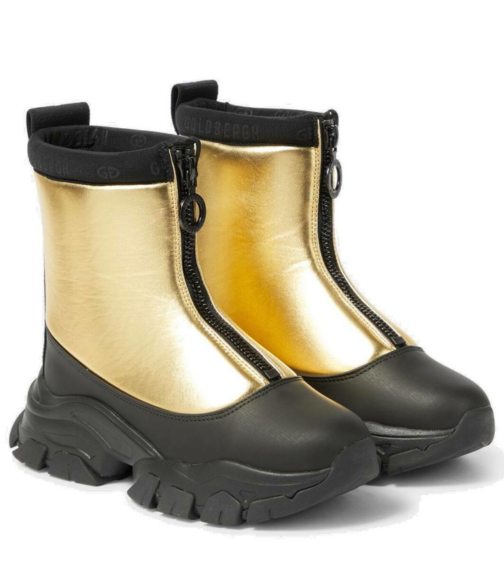 Photo: Goldbergh Glint metallic snow boots
