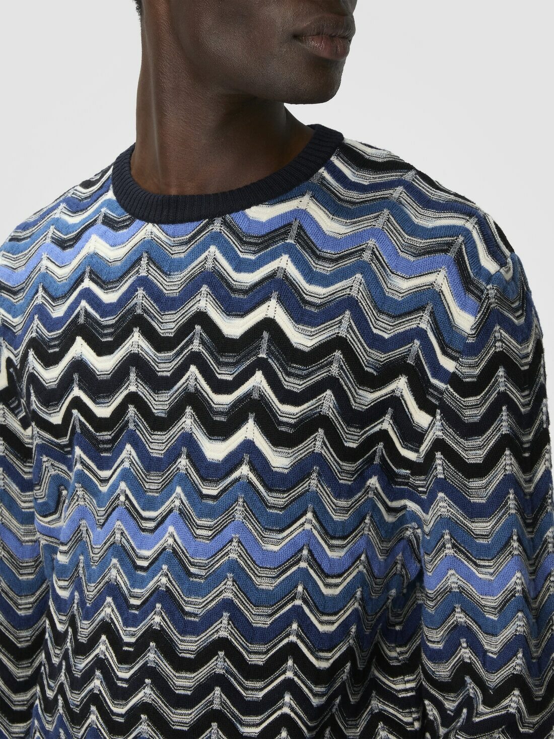 Missoni - Crew neck sweater with geometric zigzag pattern, Men, Blue