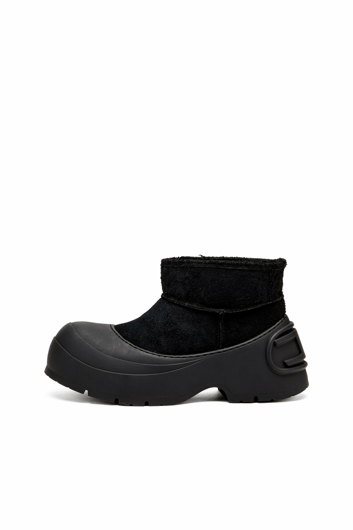 Diesel Chunky ankle boot with lug sole - Boots Mens in Black  display picture 2