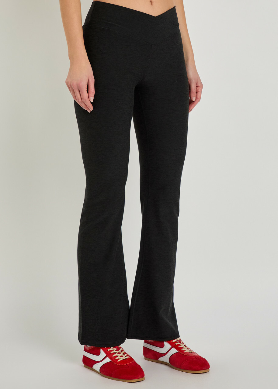 Vuori Elevation Rhythm Flare Stretch-jersey Leggings Black