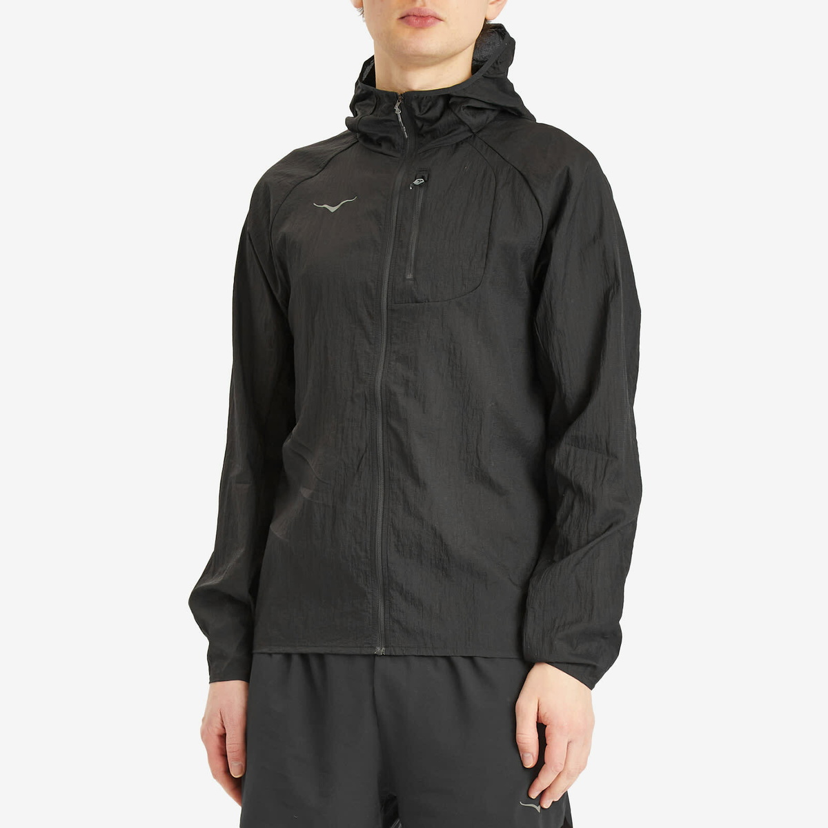 HOKA ONE ONE Men's M Skyflow Jacket in Black Hoka One One