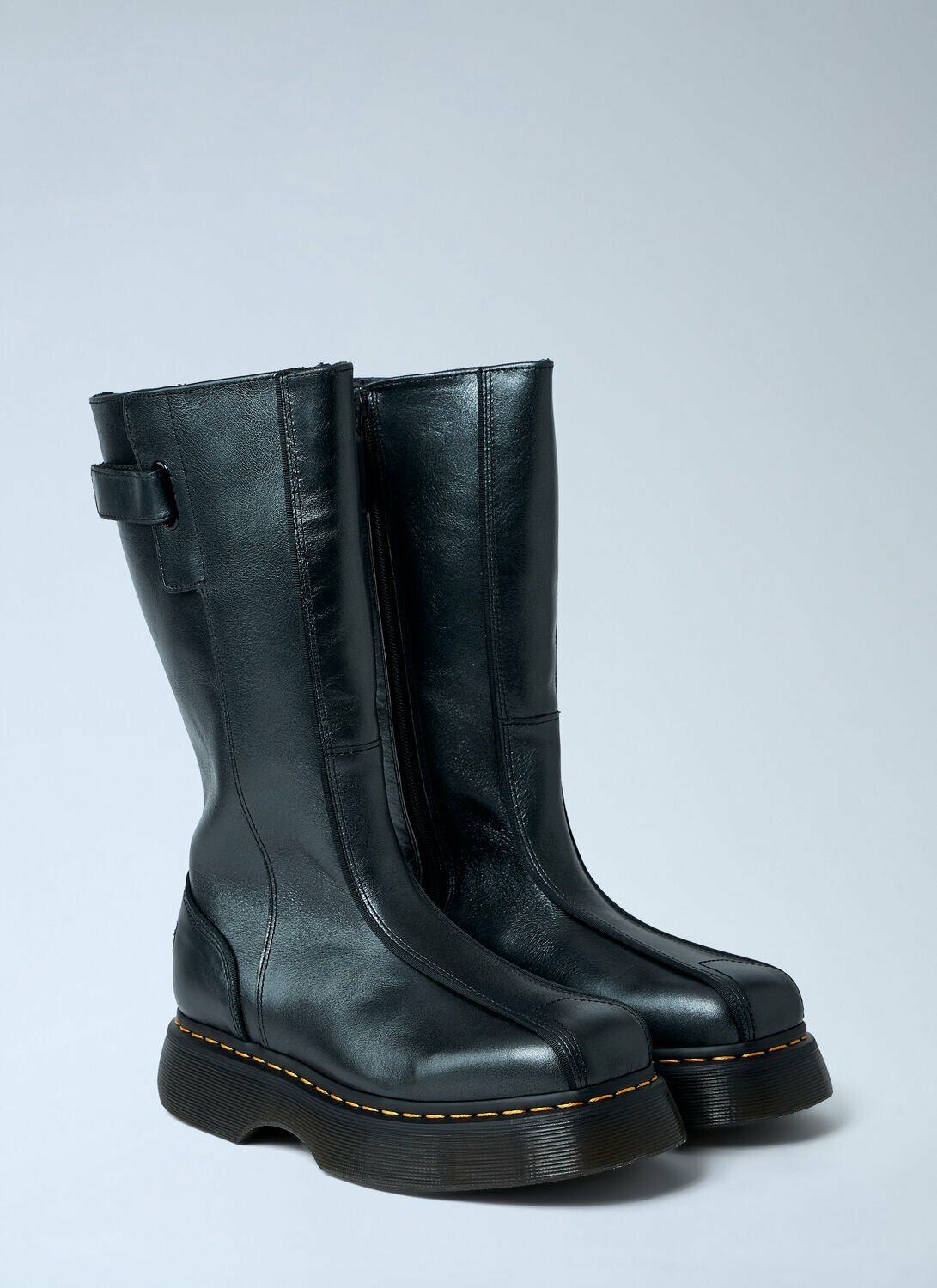 Dr. Martens Buzz Hi High Boot