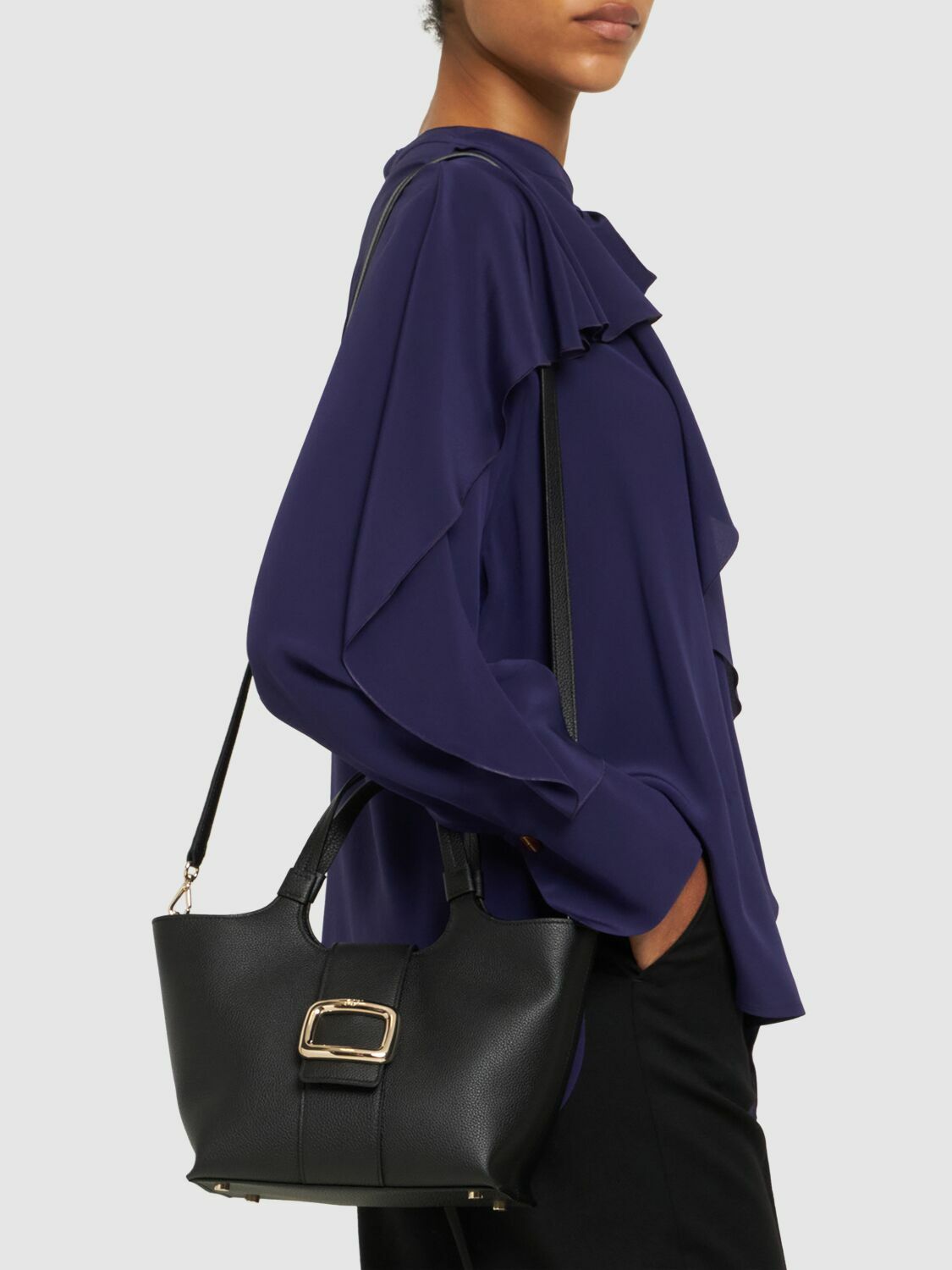 【関税&送料込】Roger Vivier Grand Vivier Choc Mini Bag RBWAOGA0100QV7U800-04.jpg