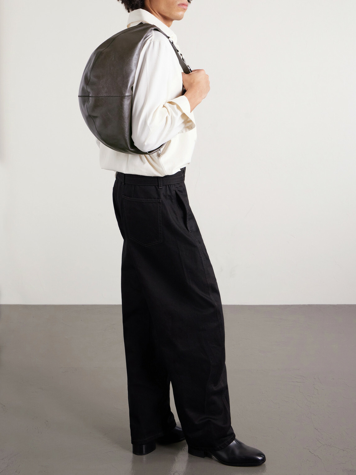 LEMAIRE - Quiver Clip Leather Messenger Bag