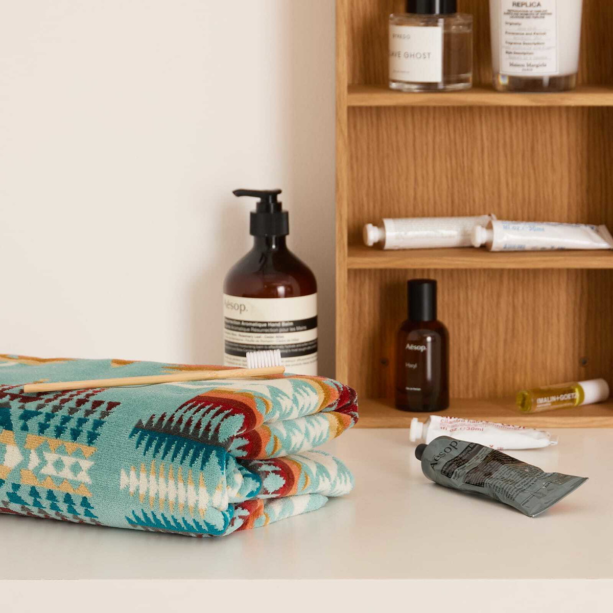 Pendleton Jacquard Bath Towel in Aqua 