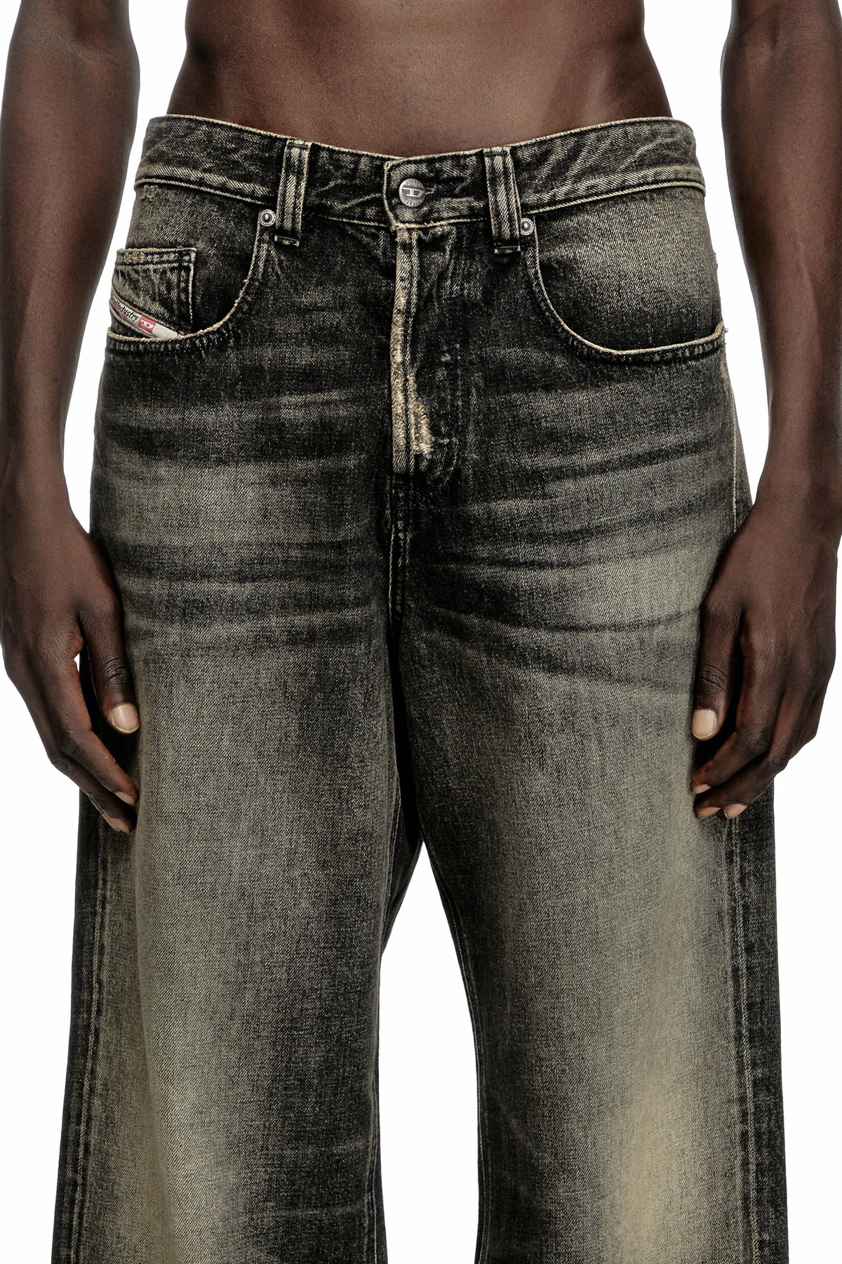 Diesel Relaxed Jeans - 2001 D-Macro - Jeans Mens in Black Diesel