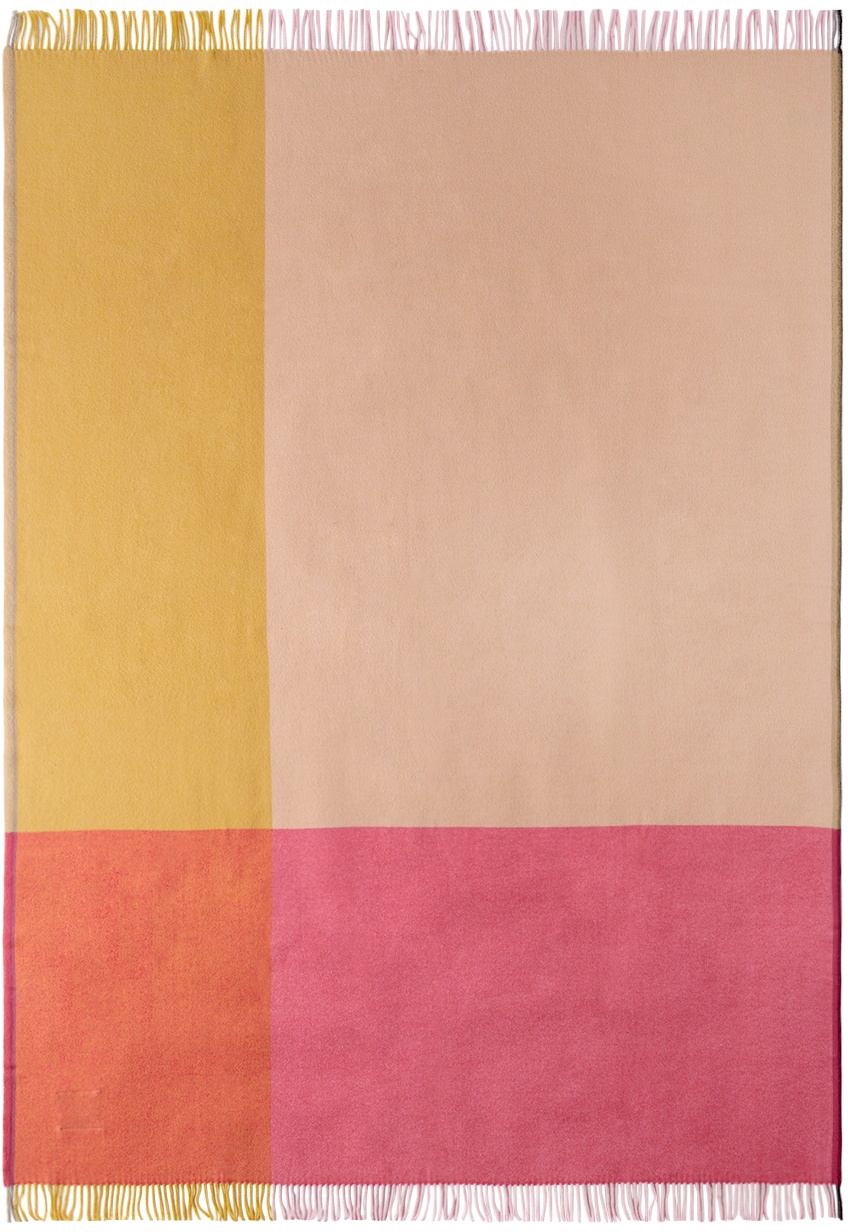 Photo: Vitra Pink & Beige Colour Block Blanket