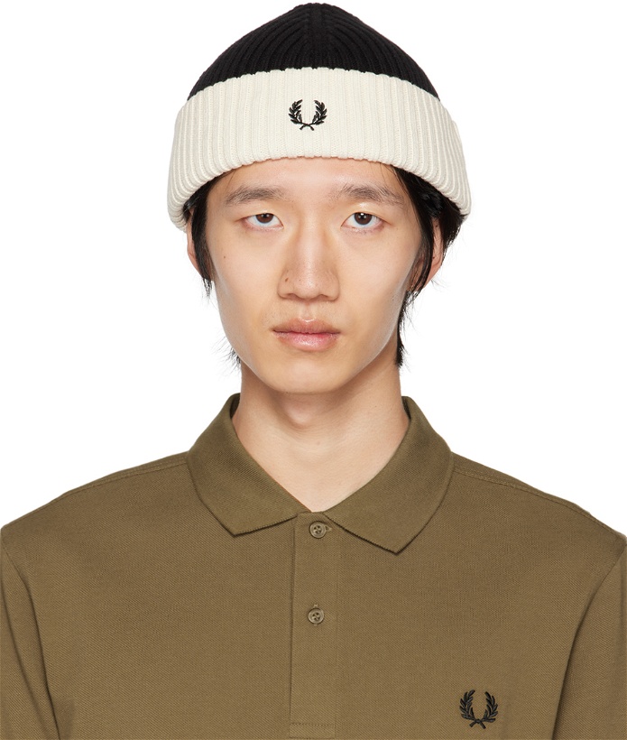 Photo: Fred Perry Black & Off-White Short Ribbed Beanie