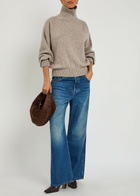 Khaite Willem Ribbed Cashmere Jumper Beige
