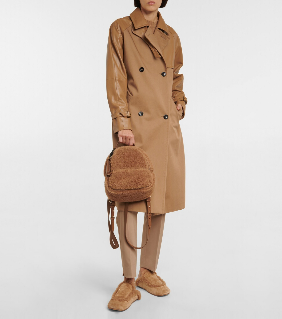 24PF new/Max Mara ラクダとシルクの封筒クラッチ Bag Camel 24PF new/Max Mara ラクダとシルクの封筒クラッチ Bag Camel