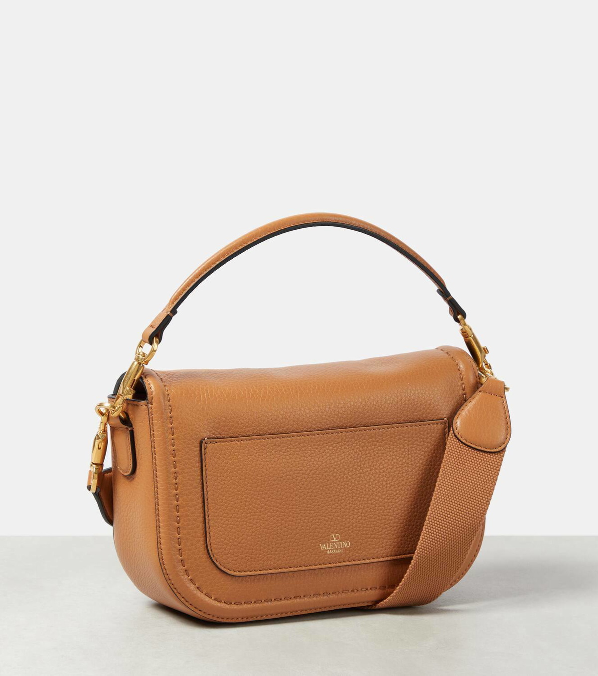 ショルダーバッグ・ポシェット VALENTINO Camel leather Alltime shoulder bag Valentino Garavani Alltime leather shoulder bag Valentino