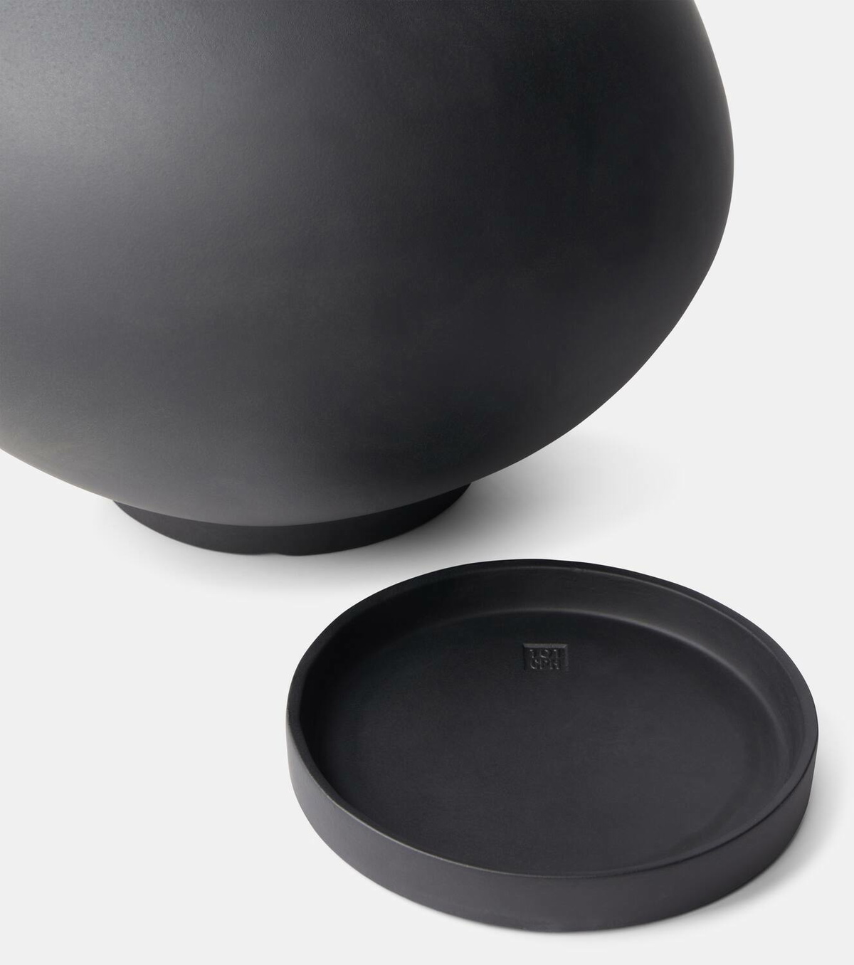 101 Copenhagen Sunao ceramic plant pot