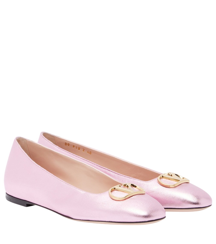 Photo: Valentino Garavani VLogo metallic leather ballet flats