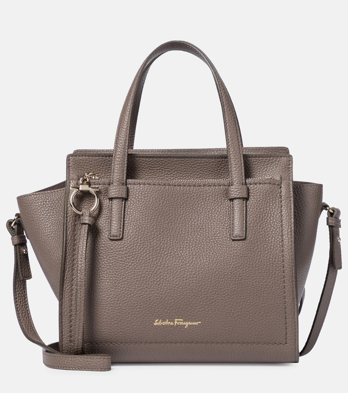 Salvatore ferragamo outlet amy medium