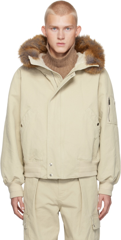 Photo: Burberry Beige Faux-Fur Trim Cotton Bomber Jacket