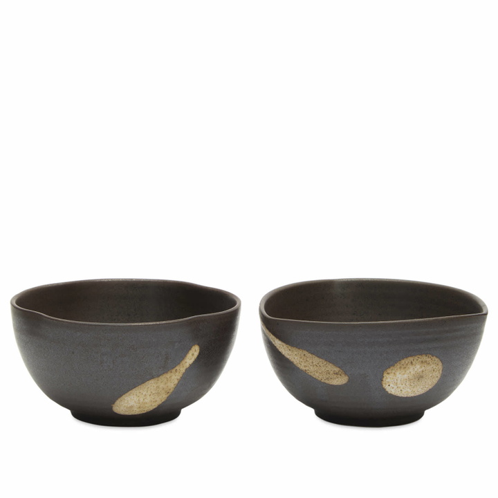 Photo: ferm LIVING Koyo Bowls 8.5 - Set of 2 in Dark Brown/Buff 