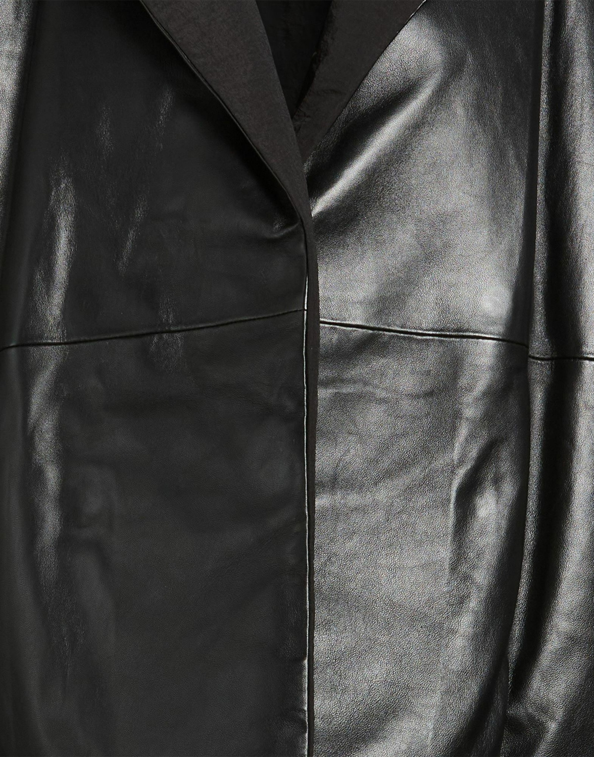 Arma Womens Jacket in Black