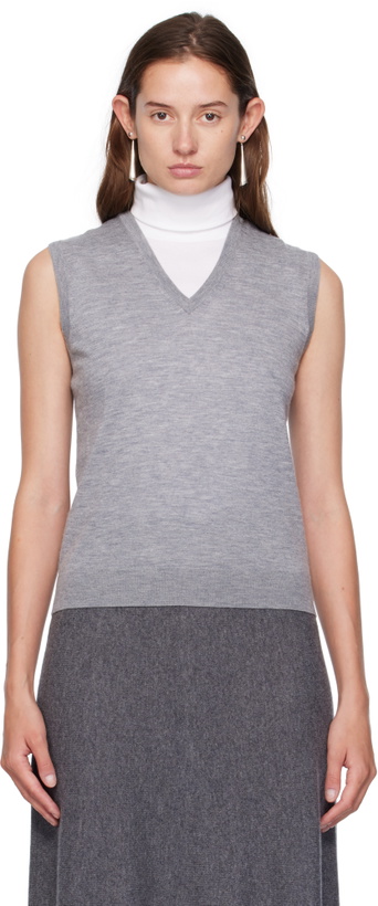 Photo: LISA YANG Gray Lauri Vest