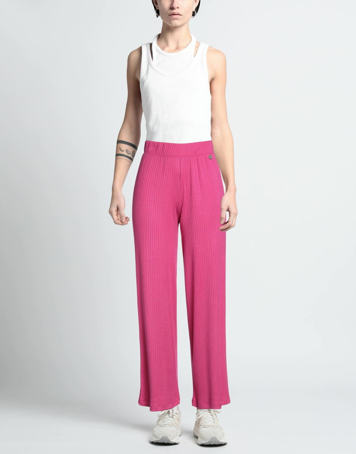 Berna Womens Pants Fuchsia