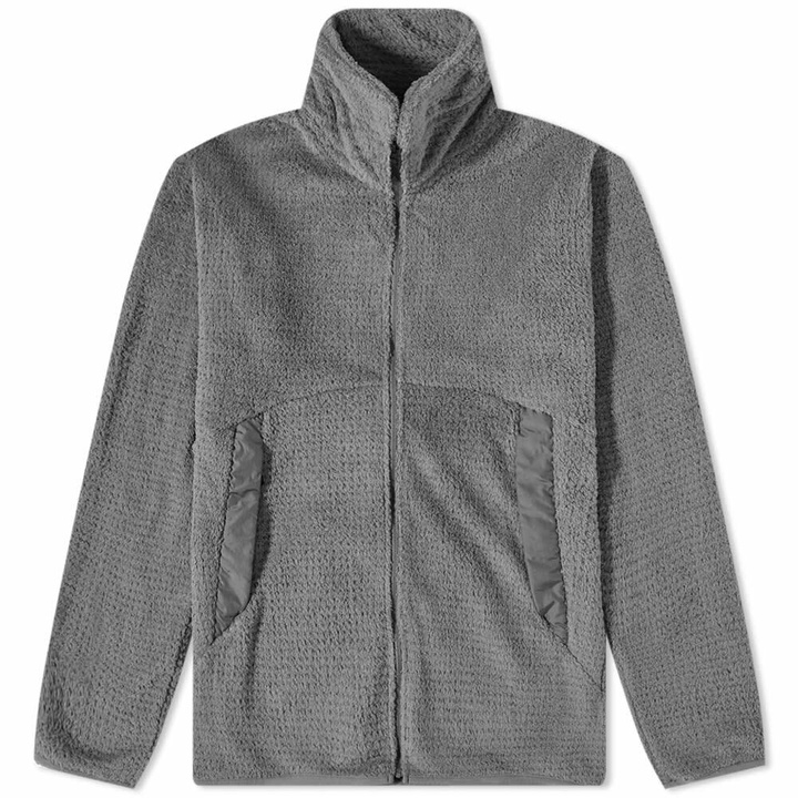 Photo: Goldwin Men's High Loft Fleece Jacket in Heather Grey