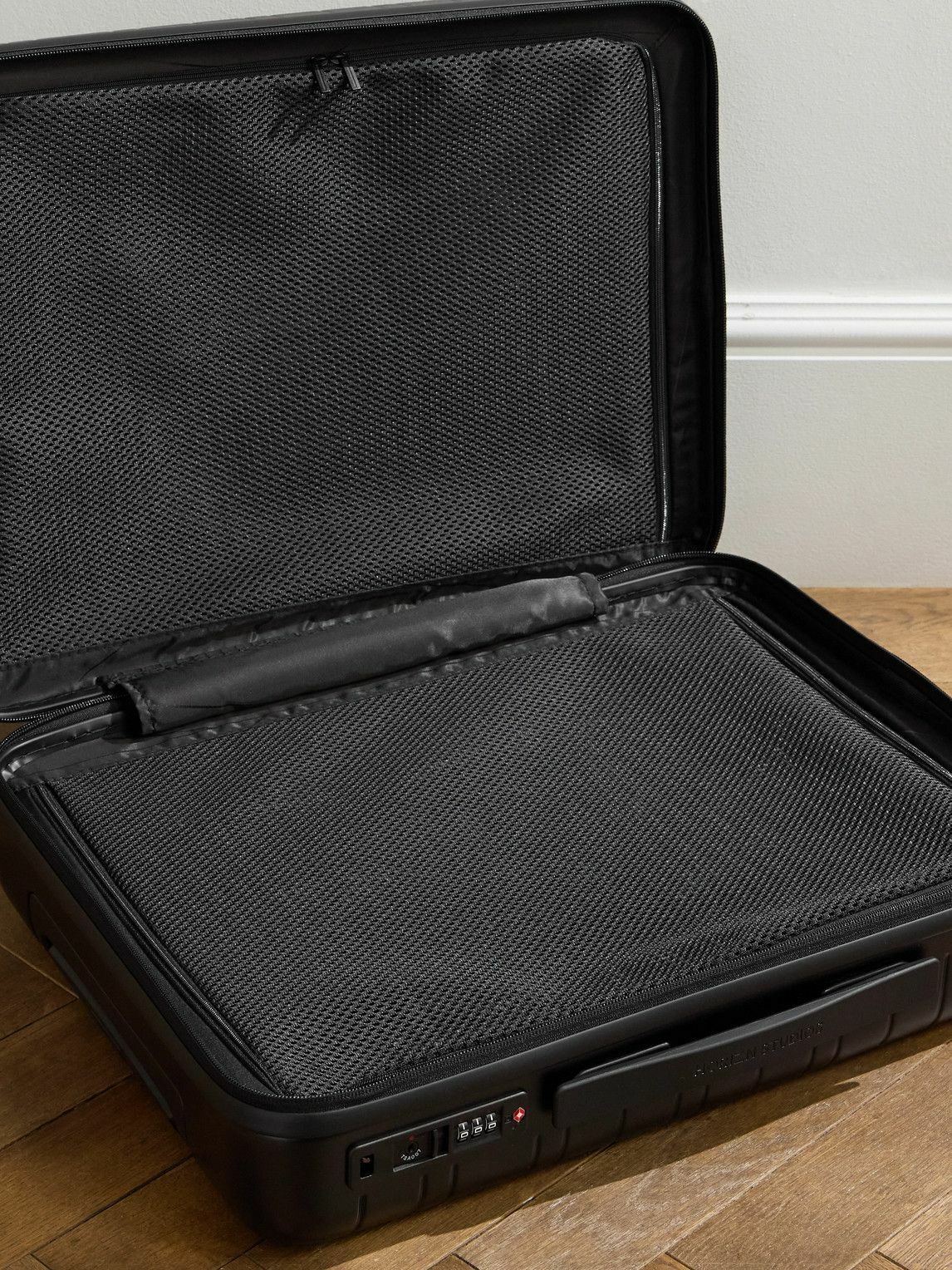 HORIZN STUDIOS - M5 Cabin Essential 55cm Polycarbonate and Nylon Suitcase