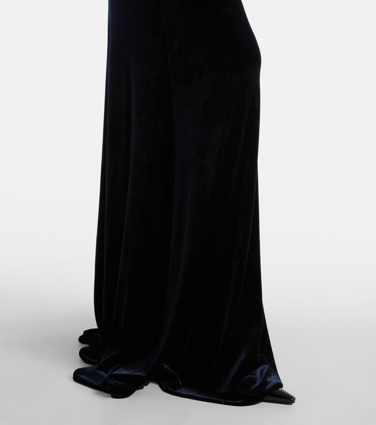 Alaïa Off-shoulder velvet gown