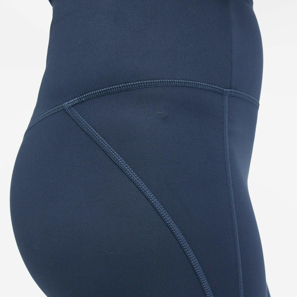 Girlfriend Collective Women's Compressive High-Rise 7/8 Leggings in Midnight