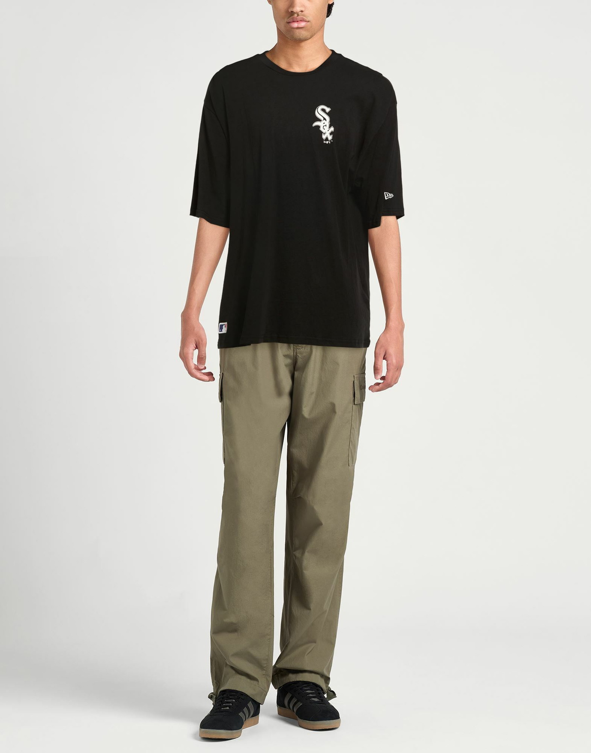 New Era Mens T-shirt in Black