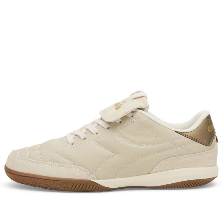 Photo: Diadora Men's Gold Indoor Metallic Sneaker in Tofu