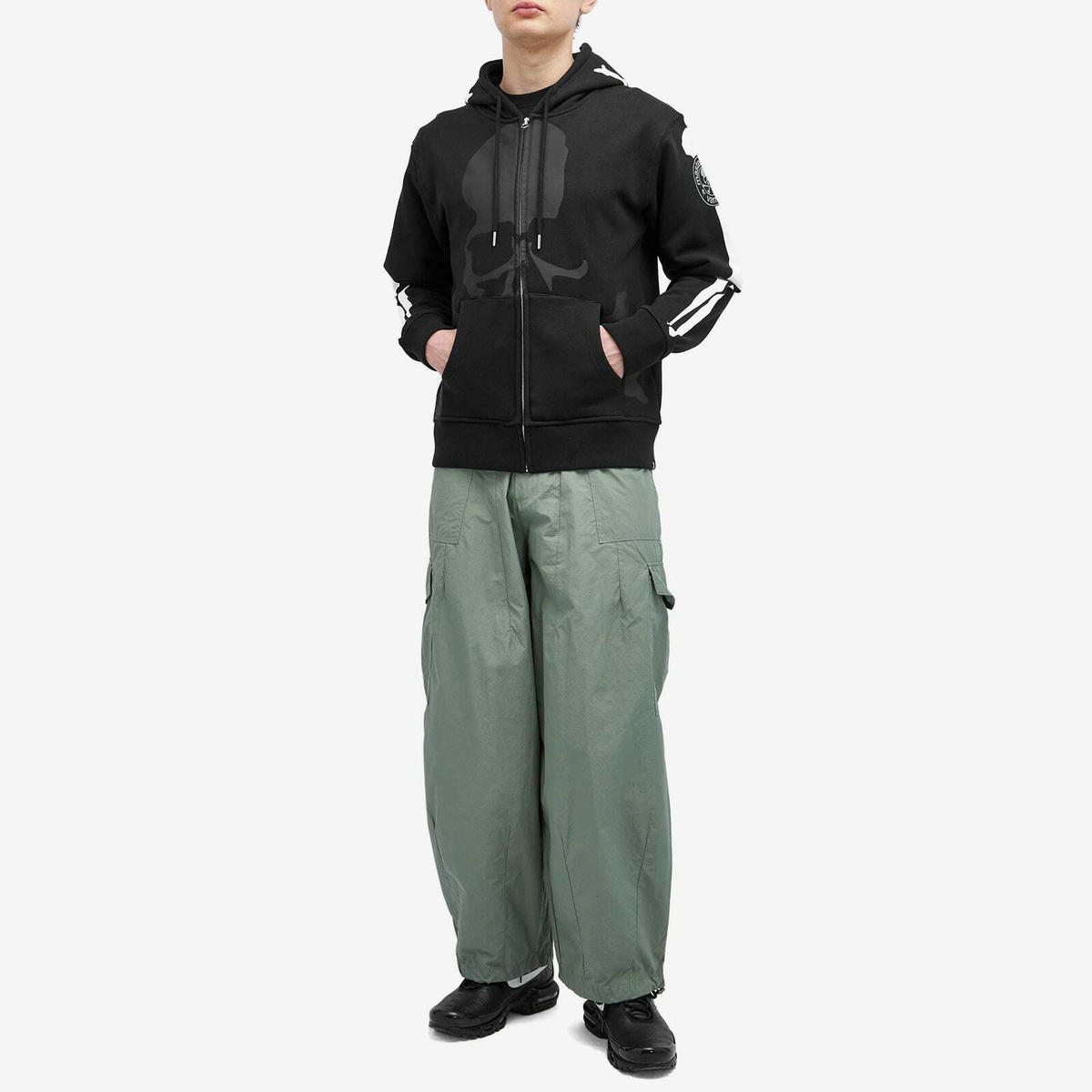 MASTERMIND WORLD Men's x Vanson Zip Hoodie in Black MASTERMIND WORLD Men's x Vanson Zip Hoodie in Black