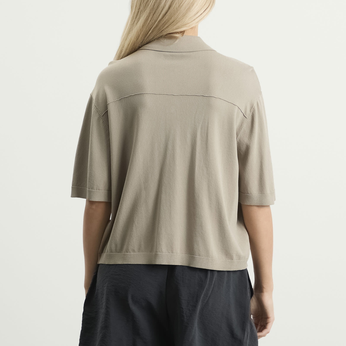 STEL Women's knit polo top in Cashew