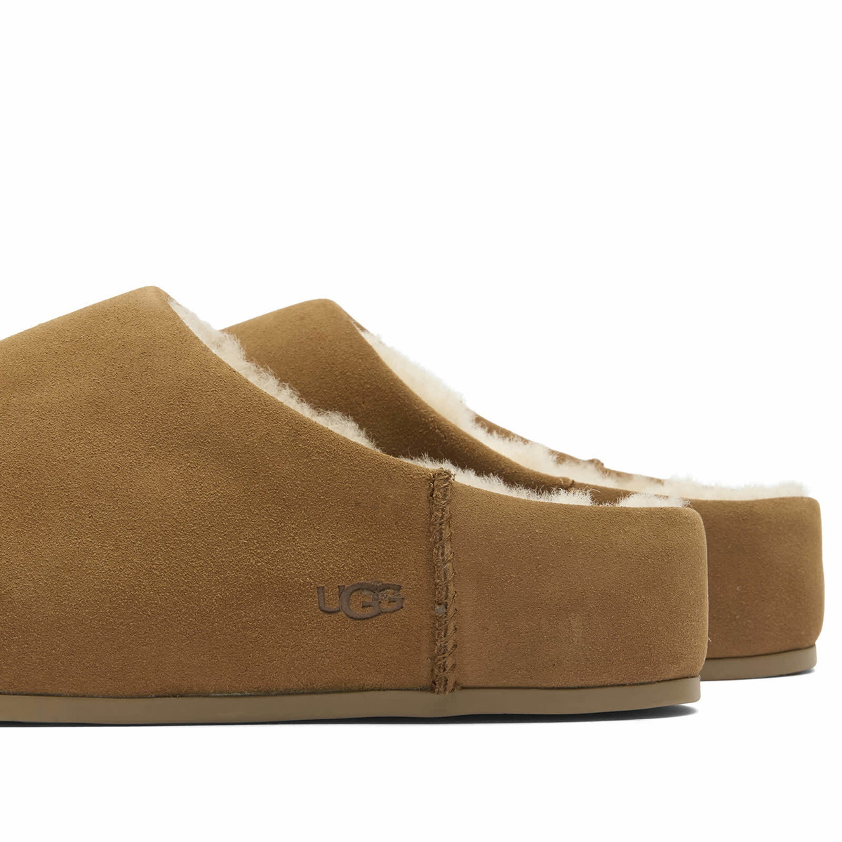 UGG Women's Elea Minimal Slip On Shoe in Chestnut