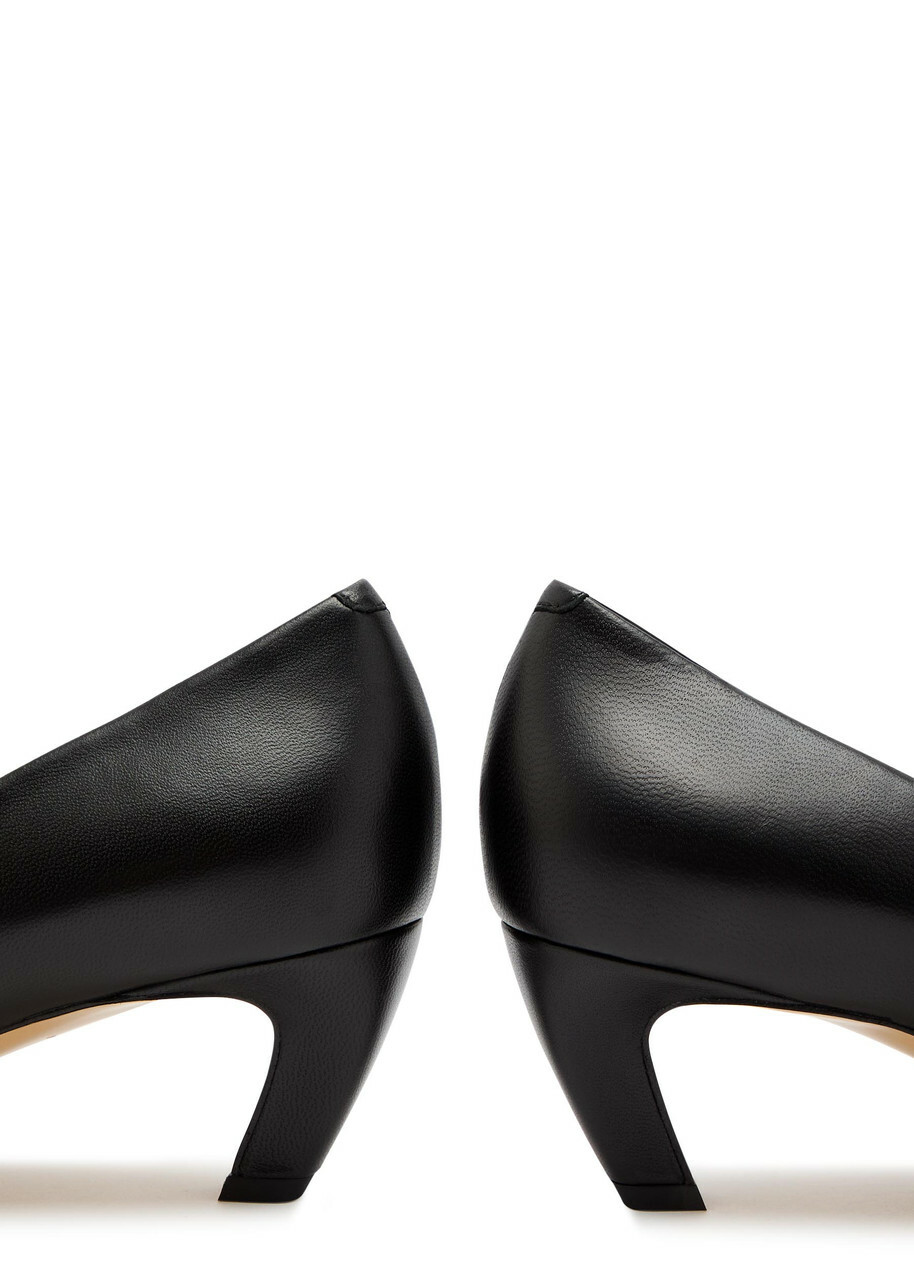 Gabriela Hearst Peggy 50 Leather Pumps