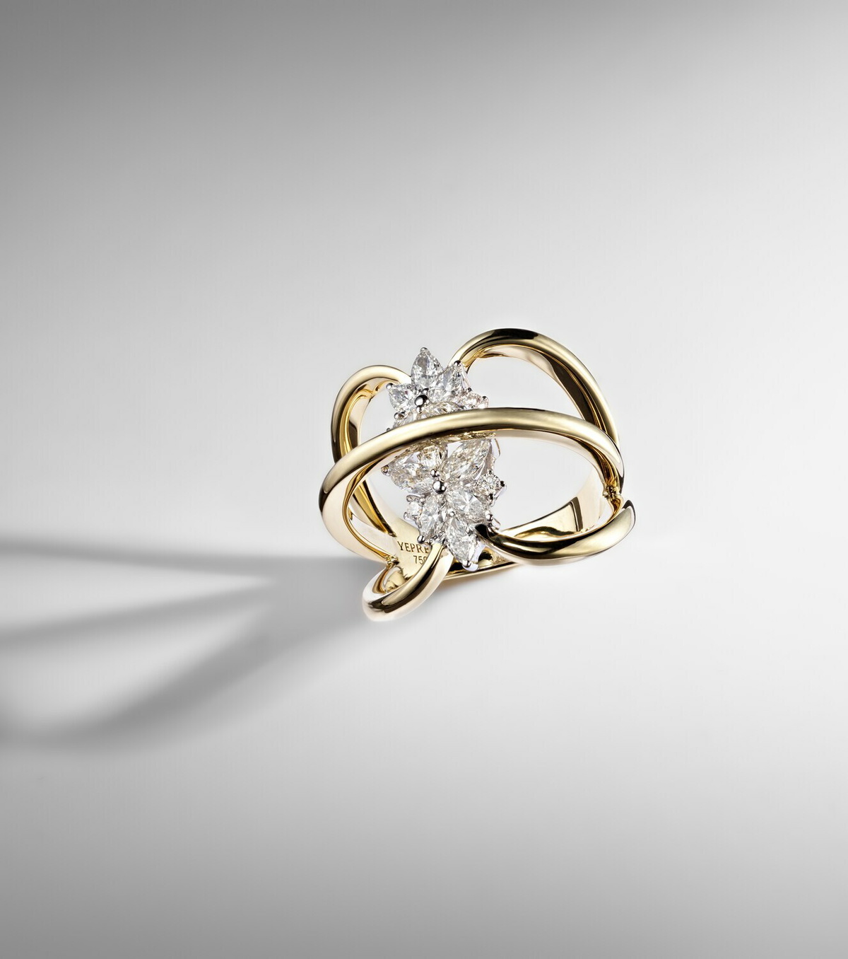 Yeprem Golden Strada 18kt gold ring with diamonds