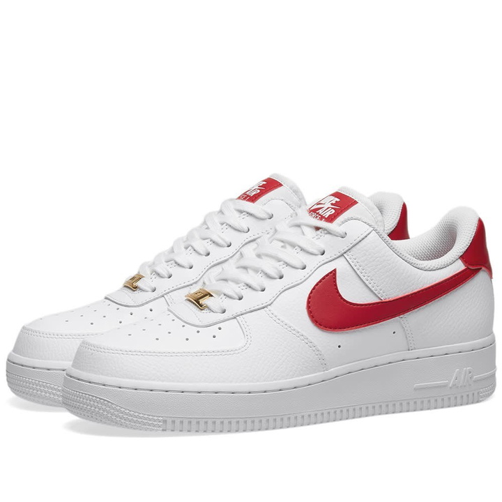 Photo: Nike Air Force 1 07 W