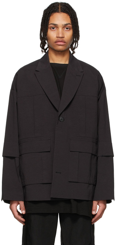 Photo: JERIH Black Hunting Blazer