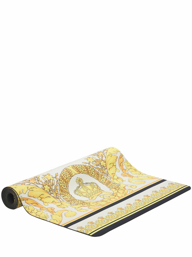 Photo: VERSACE Crete De Fleur Yoga Mat