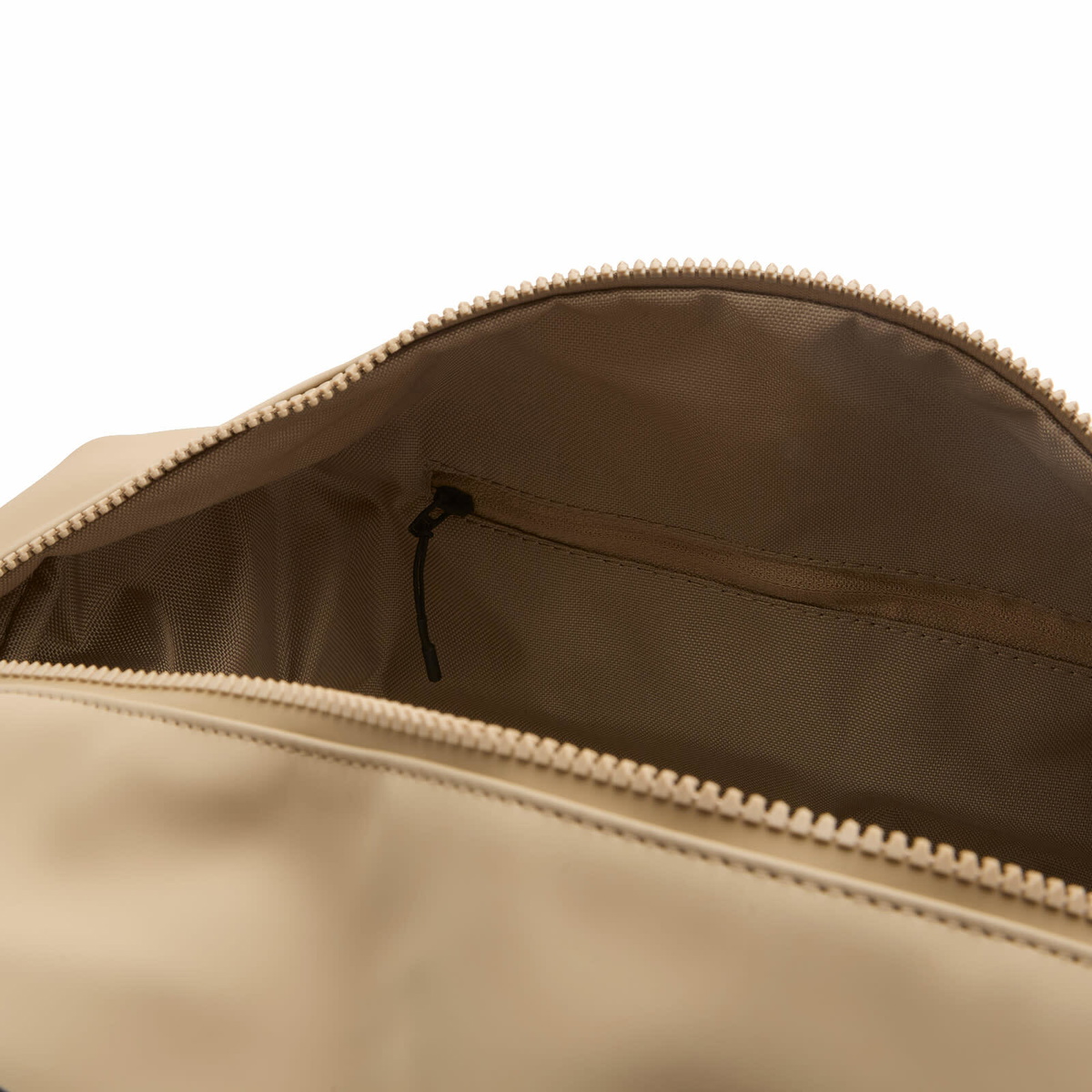 RAINS Valera Weekend Bag Small in Beige 