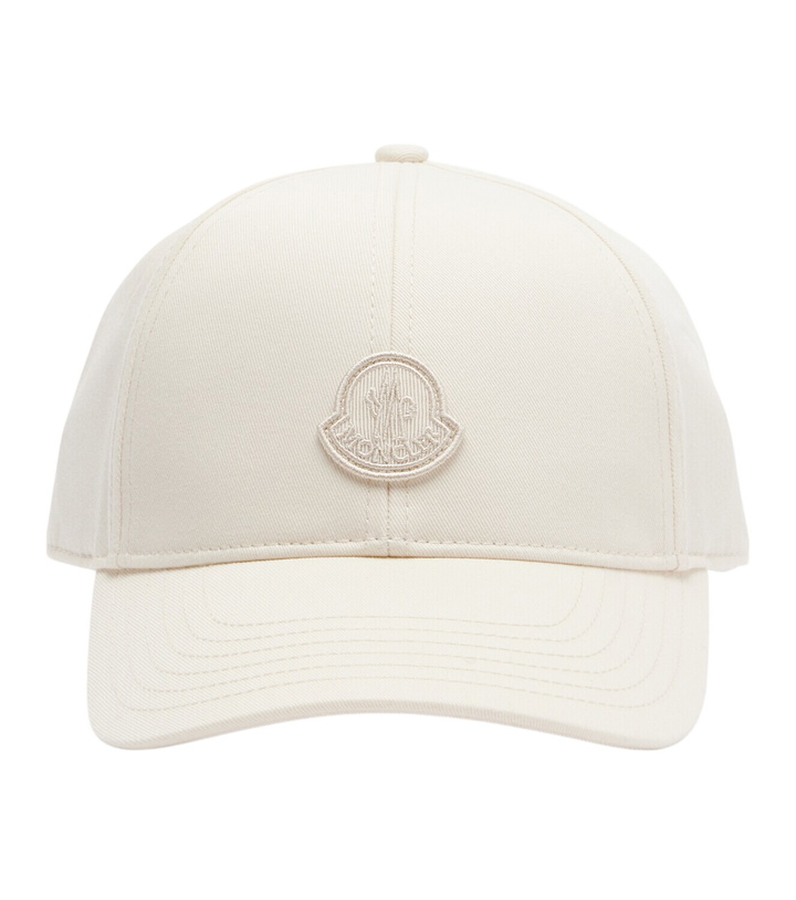 Photo: Moncler Logo cotton baseball cap